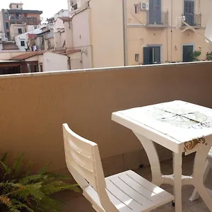 Old Style - Boutique With Terrace In Center Apartment